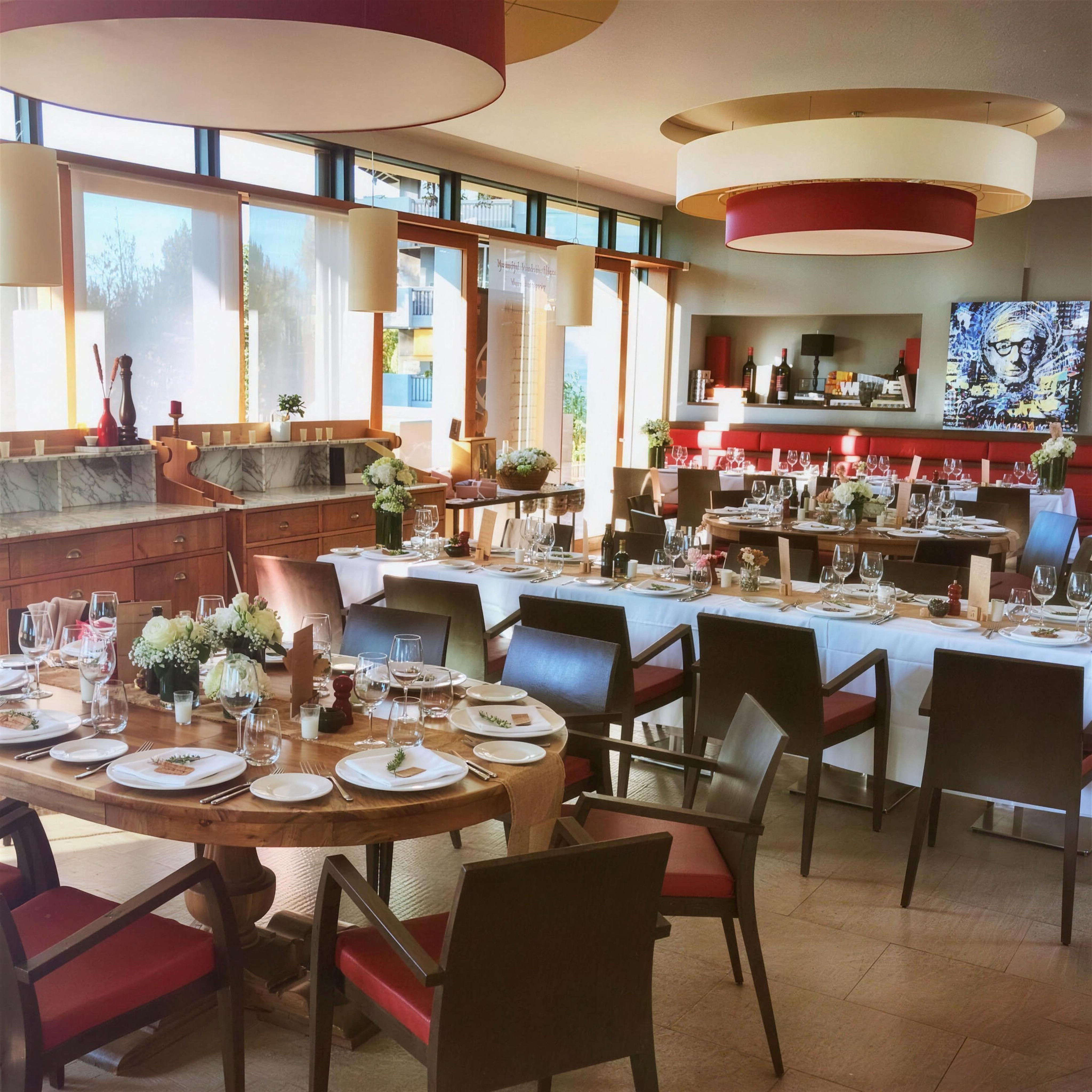 Salle intérieure Collonge Café